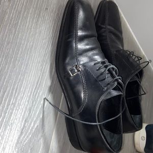 Men’s Louis Vuitton leather dress shoe